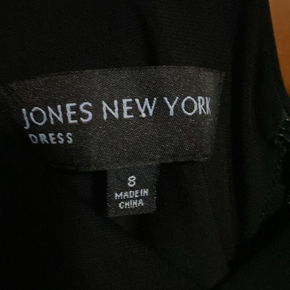 Don’t wear it enough - Picture 2 of 5